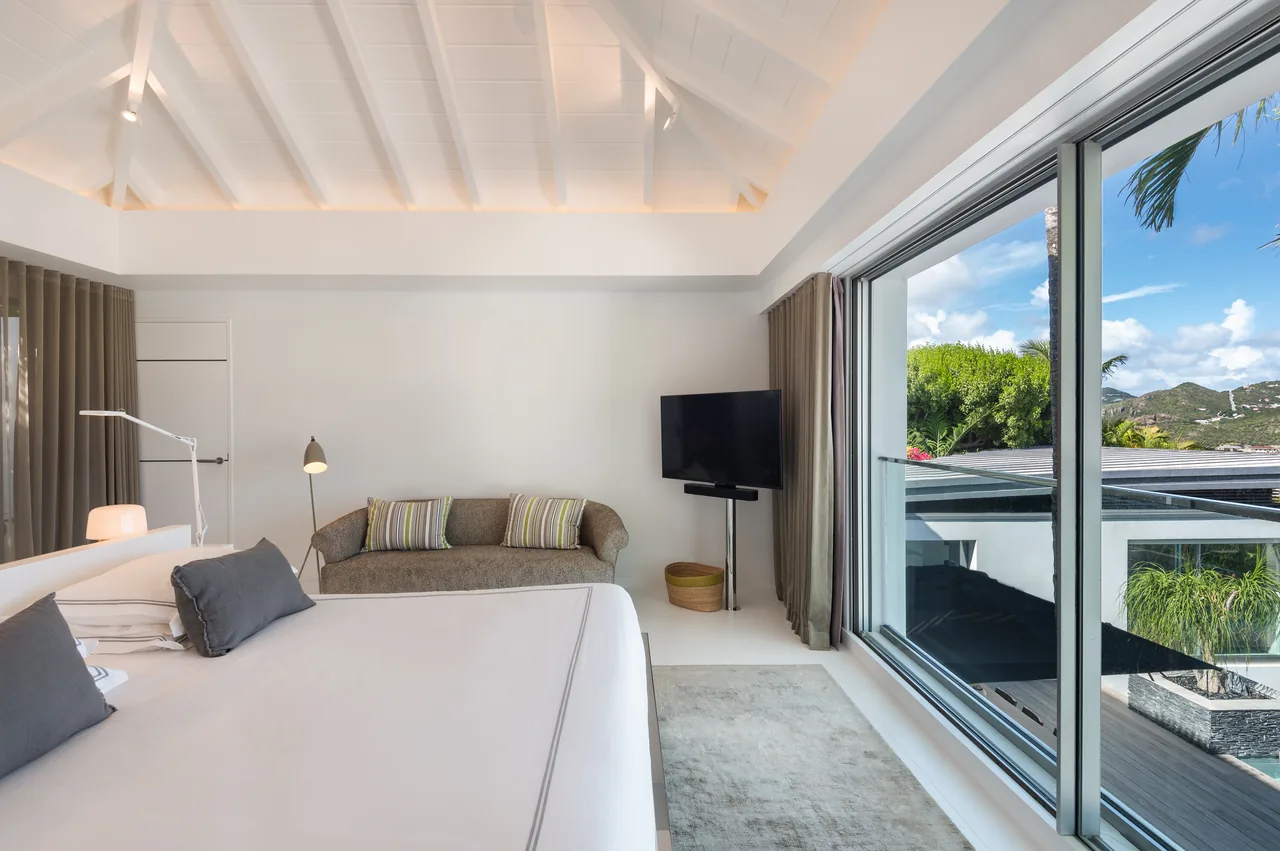 Bedroom 2 — sleeping quarters